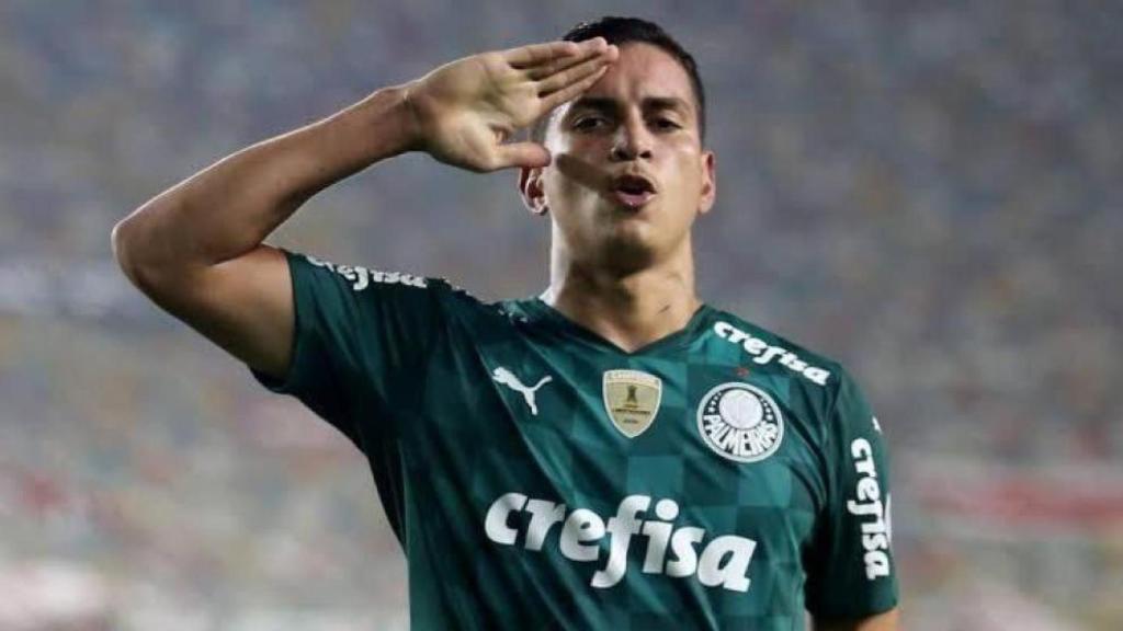 Renan Víctor da Silva durante un partido con el Palmeiras