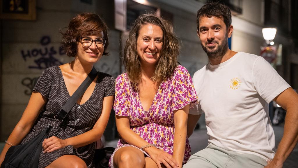 De izquierda a derecha: Bea, Irene y Jon.