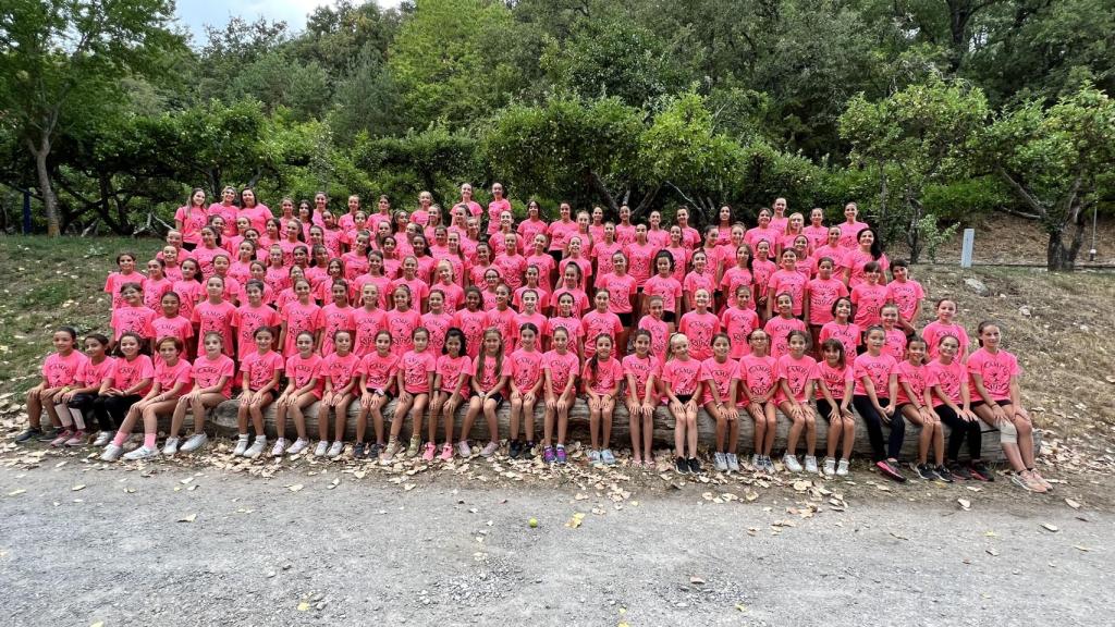 Las jóvenes gimnastas en el Campus leonés