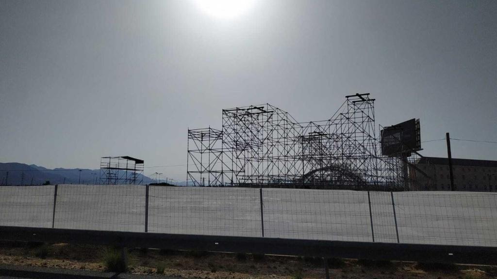 Montaje del Andalucía Big Festival en el recinto ferial Cortijo de Torres.