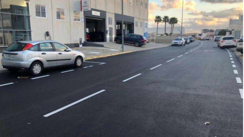 Área industrial en una zona de las Marinas.