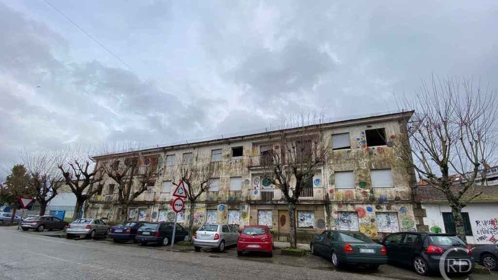 Estado actual de las ‘vivendas dos mestres’ de Redondela.