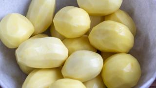 Adiós a las patatas cocidas: la razón por la que los médicos y nutricionistas piden que las evites en España