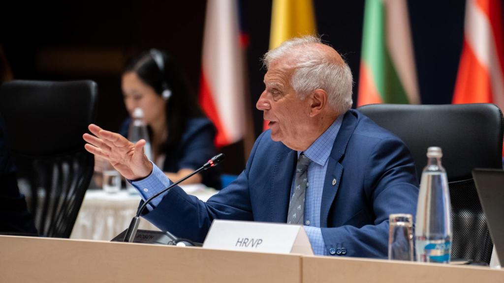 El jefe de la diplomacia comunitaria, Josep Borrell, durante la reunión de este miércoles en Praga