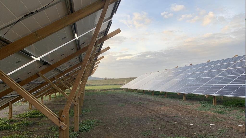Instalación fotovoltaica en Ballesteros de Calatrava. Foto: MasInteligencia.