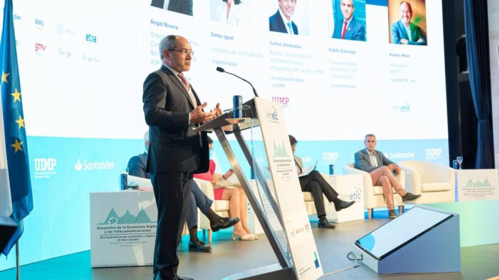 Pedro Mier, presidente de Ametic, durante la inauguración del 36º congreso de la patronal tecnológica.