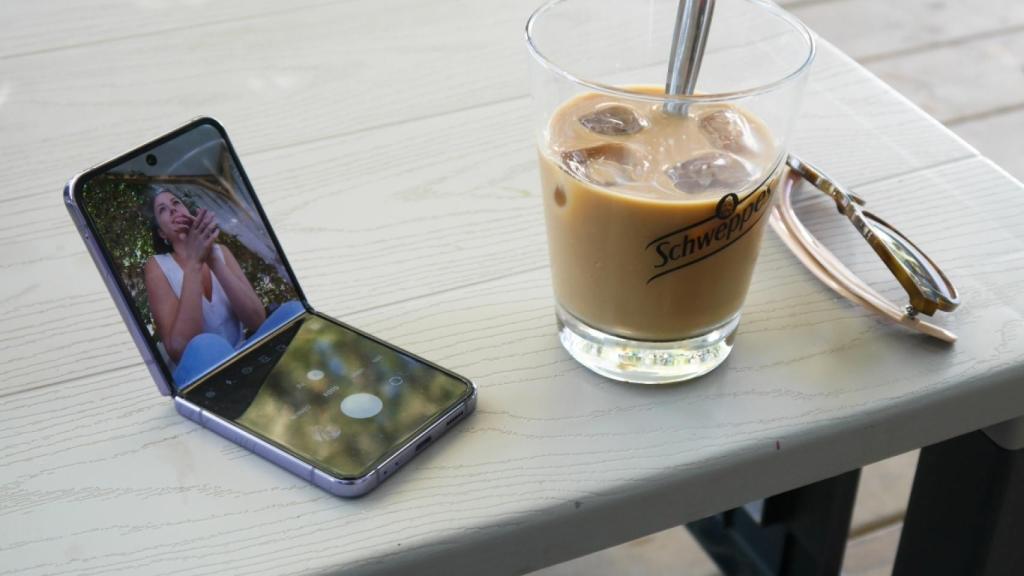 Samsung Galaxy Z Flip 4