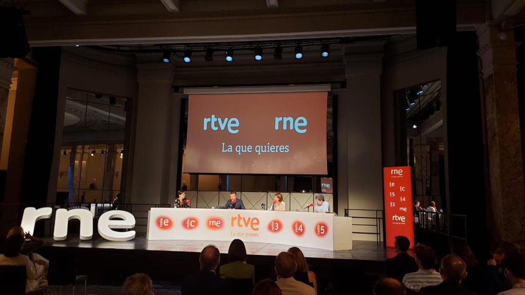 Presentación de RNE en el Círculo de Bellas Artes (Madrid).