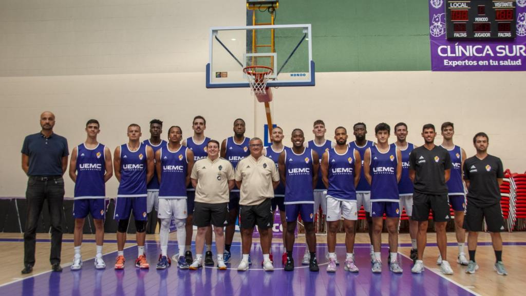 Foto de familia en el 'Media Day' del UEMC Real Valladolid