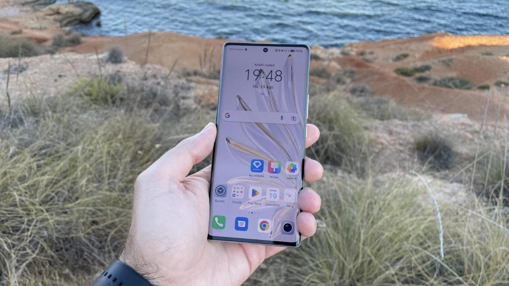 La pantalla del Honor 70