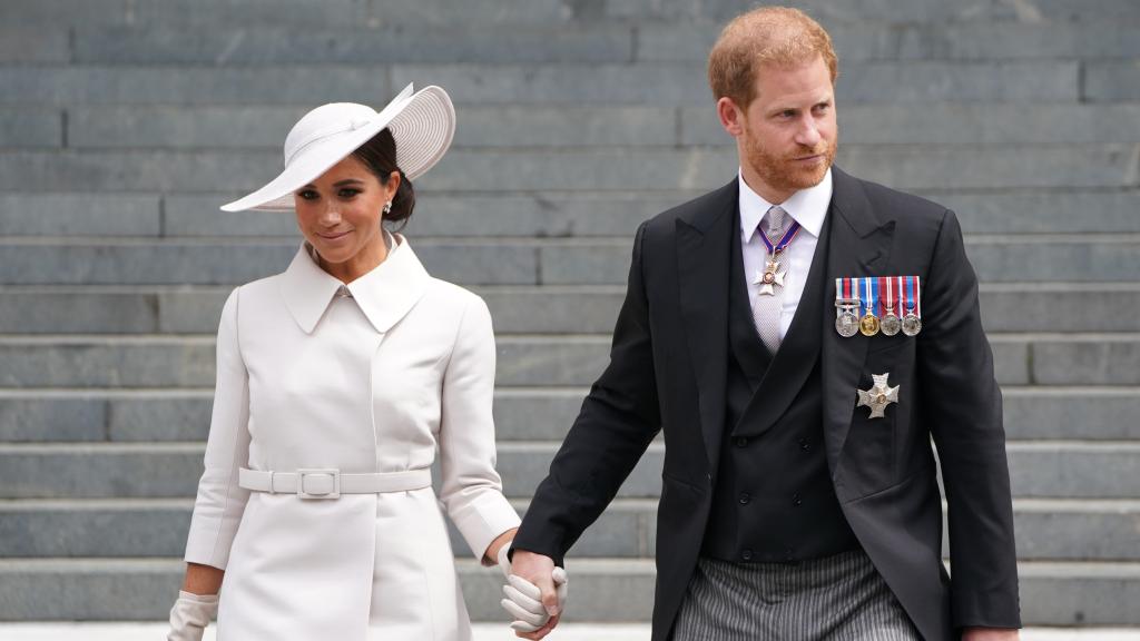 Meghan Markle y el príncipe Harry en el Jubileo de Platino de Isabel II.