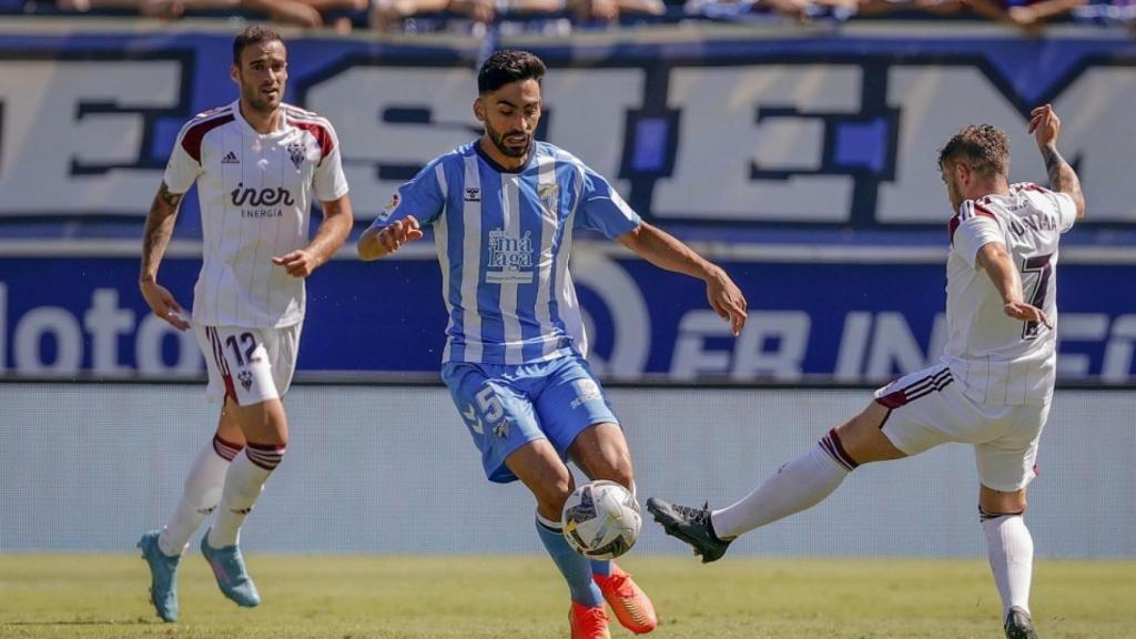 Juande durante el Málaga CF-Albacete
