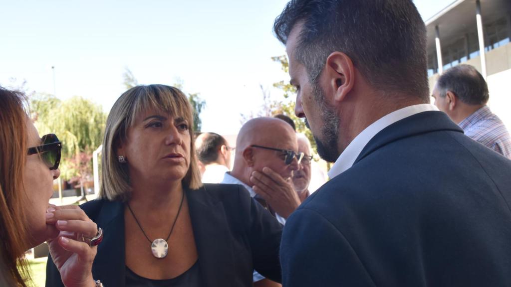 La concejala María García tiene un apartado con Luis Tudanca