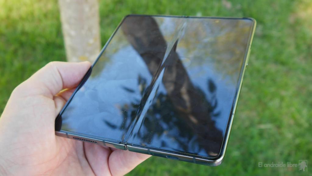 Samsung Galaxy Z Fold 4