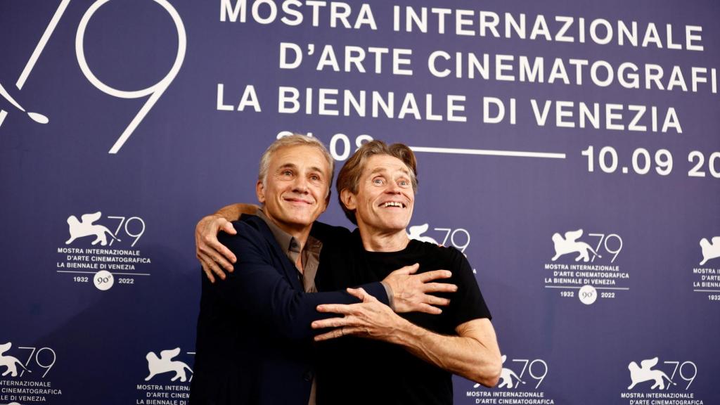 Christoph Waltz y Willem Dafoe en Venecia.