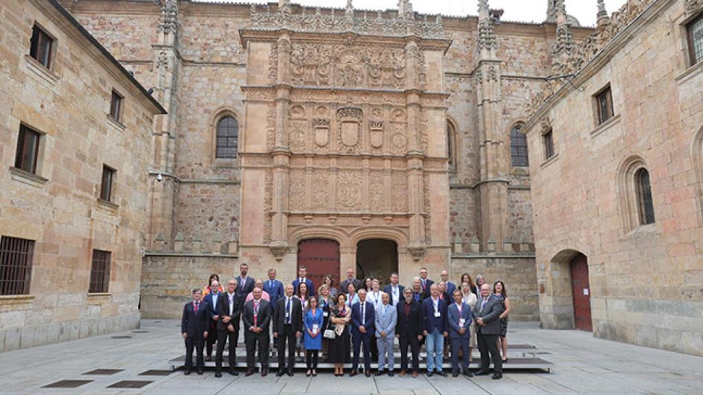 Mariya Gabriel, comisaria europea de Innovación, Investigación, Cultura, Educación y Juventud, asistió a la reunión que congregó a 36 altos directivos de 26 universidades