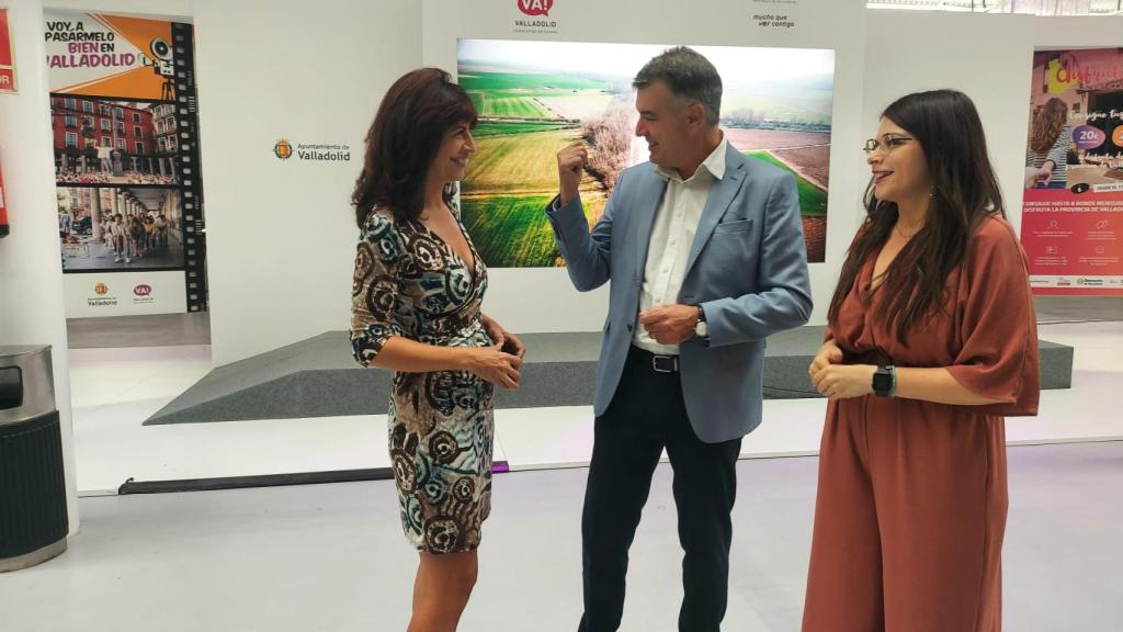 Presentación del stand conjunto entre Diputación y Ayuntamiento en la Feria de Valladolid