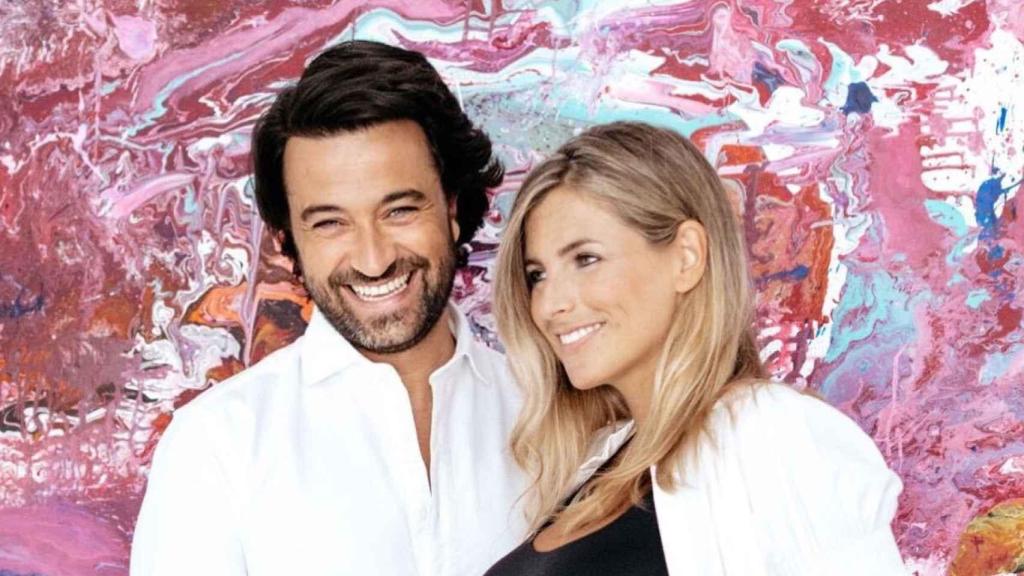 José Manuel Gómez Villar junto a su ya expareja, Carlota.