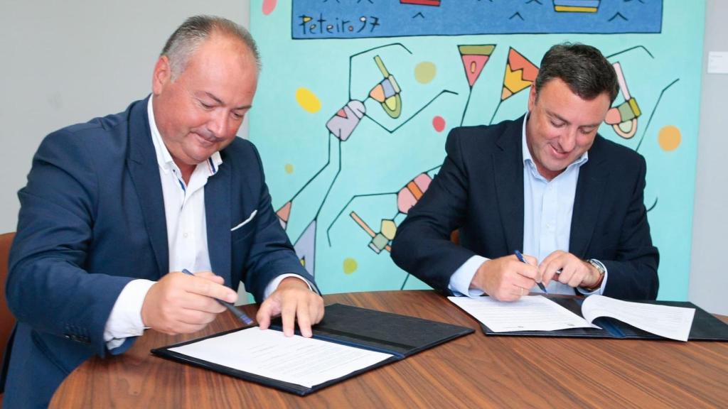 El presidente de la Diputación de A Coruña, Valentín González Formoso y el alcalde de Culleredo, José Ramón Rioboo.