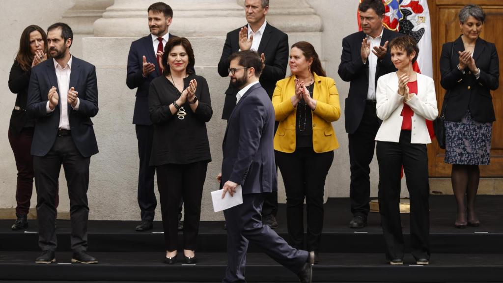 Gabriel Boric junto a su Gabinete.