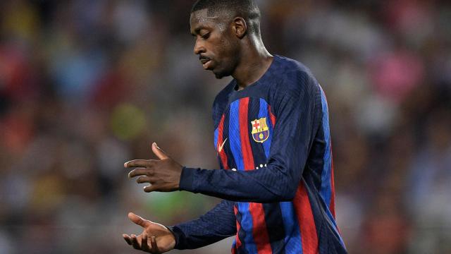 Ousmane Dembélé se lamenta.
