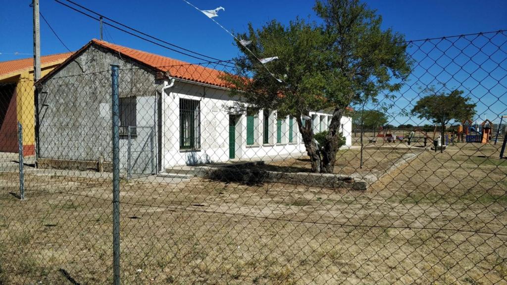 Colegio de Villar de Peralonso