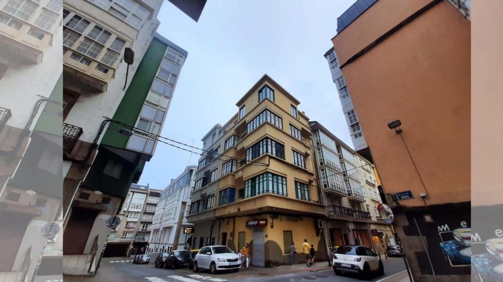 Casa Santiago López en la Calle Sol de A Coruña