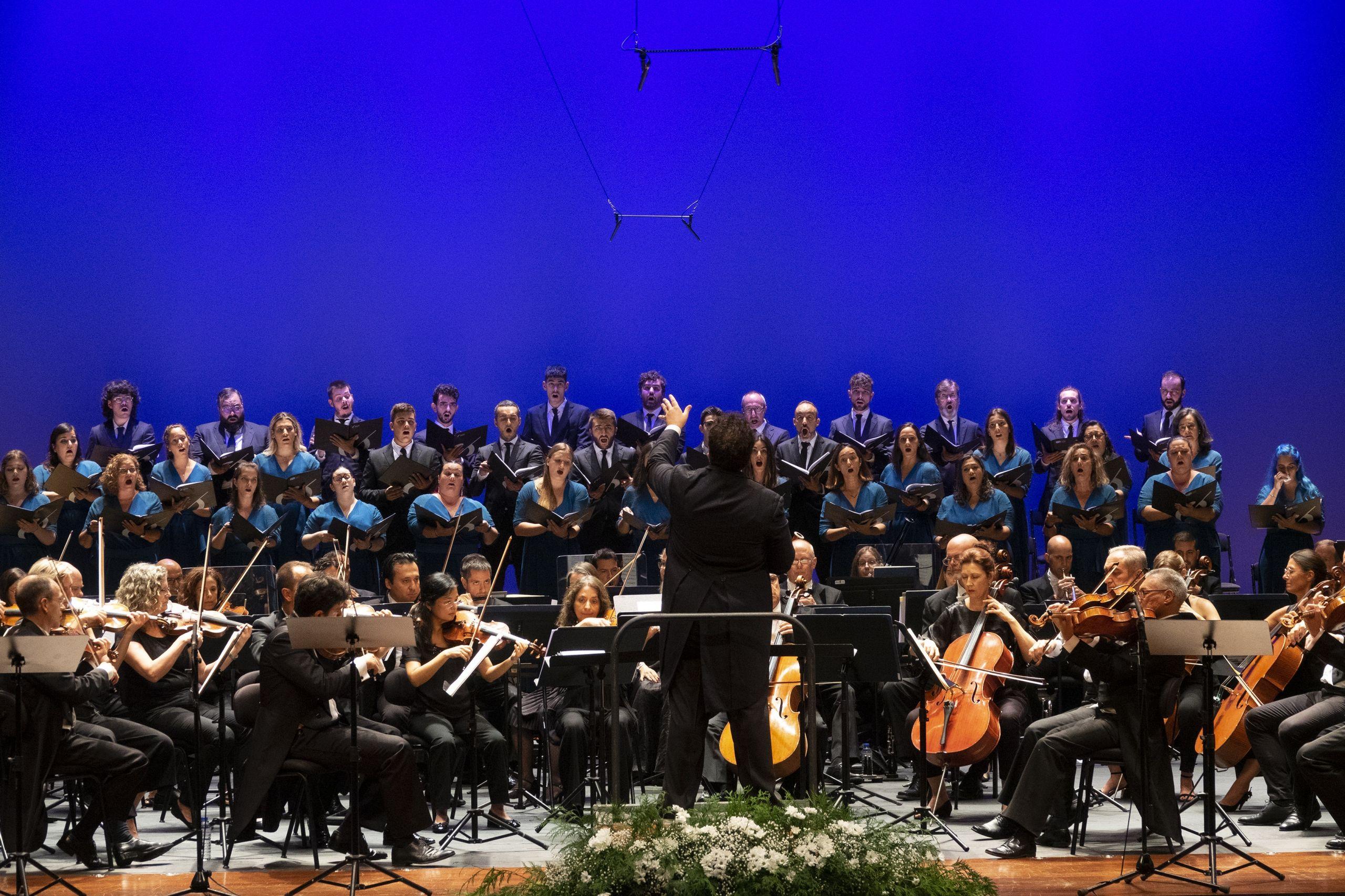 Gran Gala Lírica de la Asociación de Amigos de la Ópera de A Coruña (Alfonso Rego).