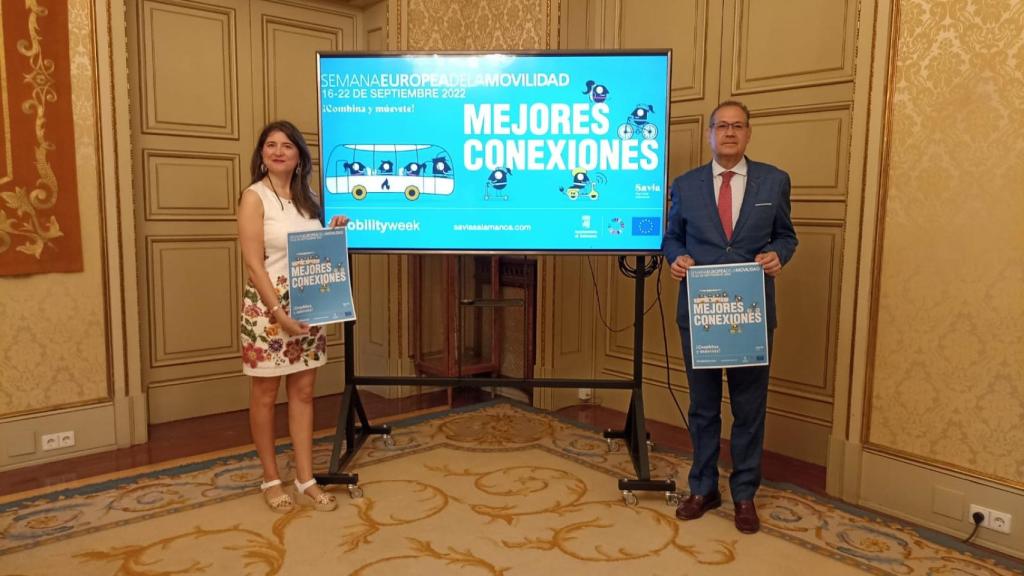 La concejala de Medio Ambiente, Miryam Rodríguez, y el concejal de Fomento, Fernando Carabias