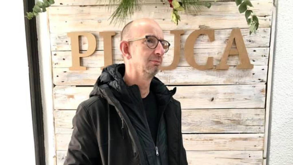 Soler, en una imagen promocional de la tienda en la que trabajaba.