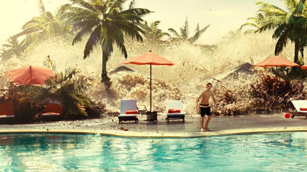 Un fotograma de 'Lo imposible', rodada en los estudios alicantinos.