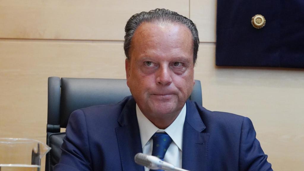 El presidente del Consejo de Cuentas de Castilla y León, Mario Amilivia, presenta en las Cortes tres informes