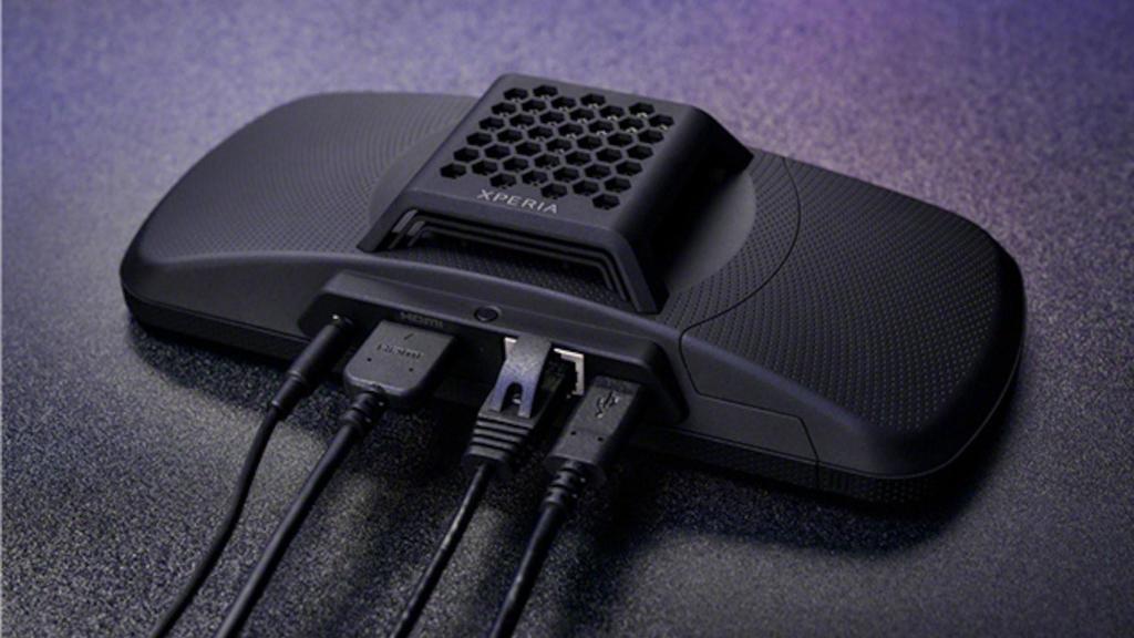 El Xperia Stream añade muchas conexiones al móvil