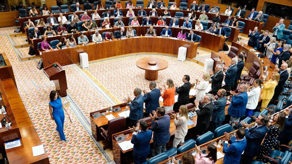 La presidenta de la Comunidad de Madrid en la Asamblea de Madrid este lunes.