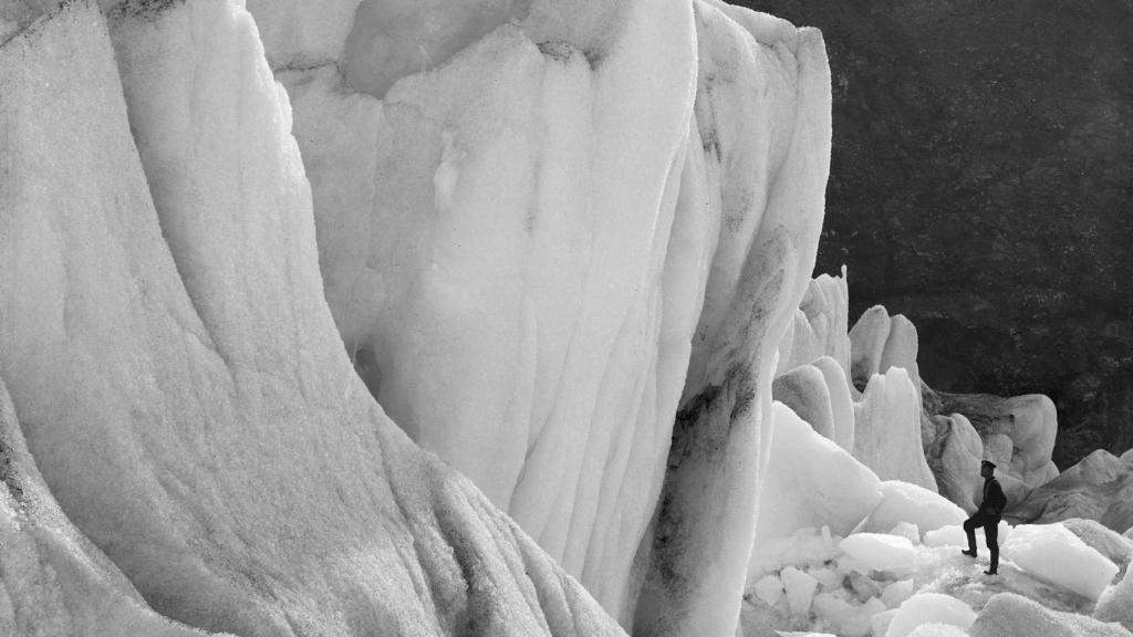 El Obelisco. Antártida, 1914. Exp. Scott (C) Frank Hurley. Royal Geographic Society