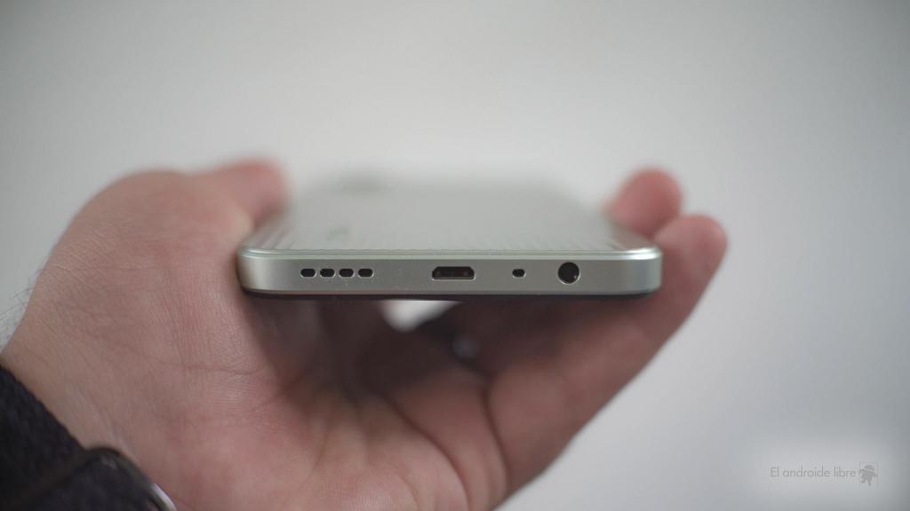 realme C30 conexiones