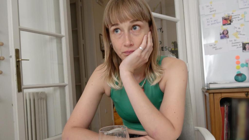 La actriz en otro momento de la cinta que ha dirigido.