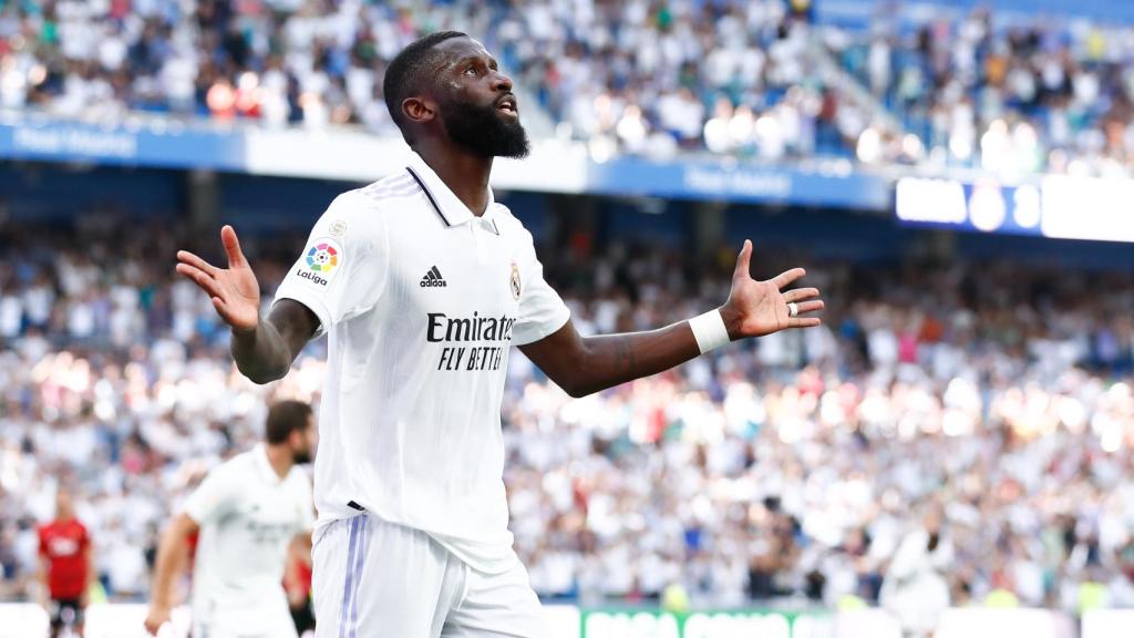 Antonio Rüdiger, celebrando su primer gol oficial con el Real Madrid