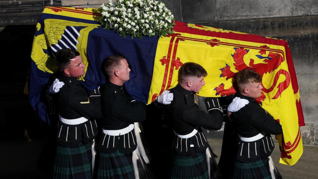 El féretro de la reina Isabel II.