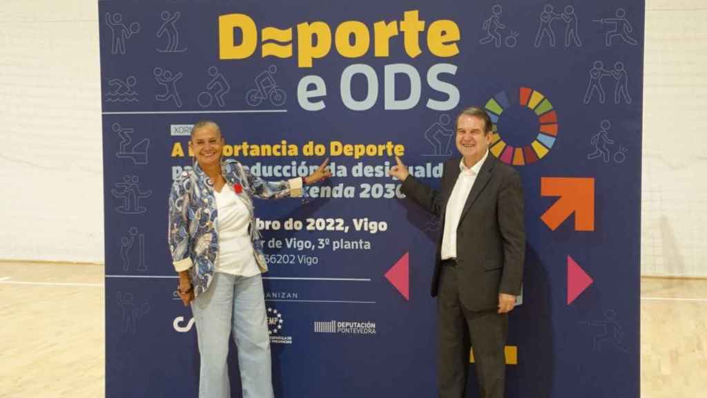 Carmela Silva y Abel Caballero en la presentación del evento.