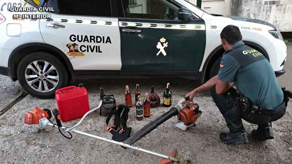 Efectos devueltos por los detenidos en Tomiño (Pontevedra).