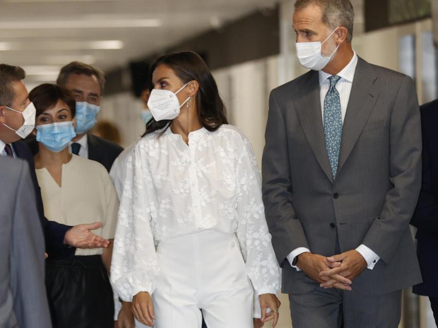 Los Reyes, a su llegada al hospital.