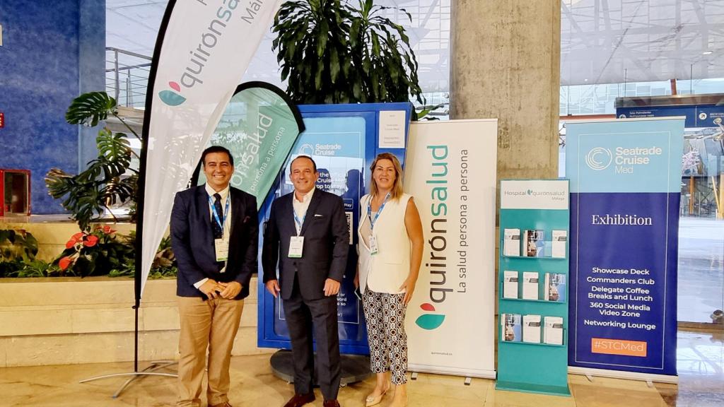 Javier del Río, Miguel Torregrosa y Rosa Dios, del equipo de Desarrollo Internacional del Hospital Quirónsalud Málaga y del Grupo Quirónsalud.