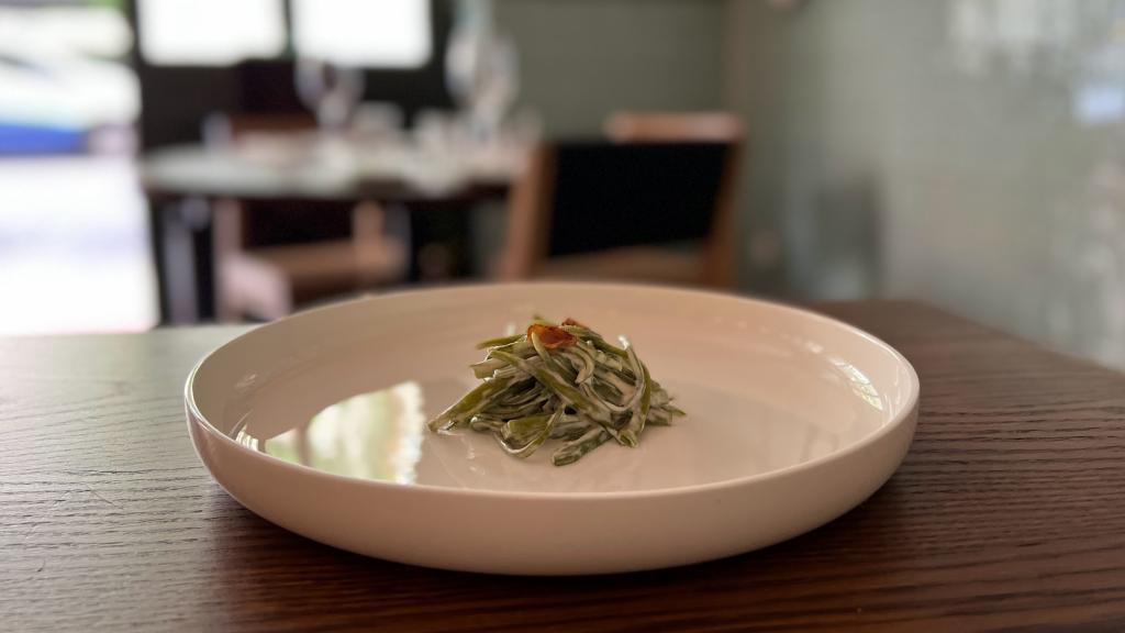 Judías con jamón en La Cocina de Frente