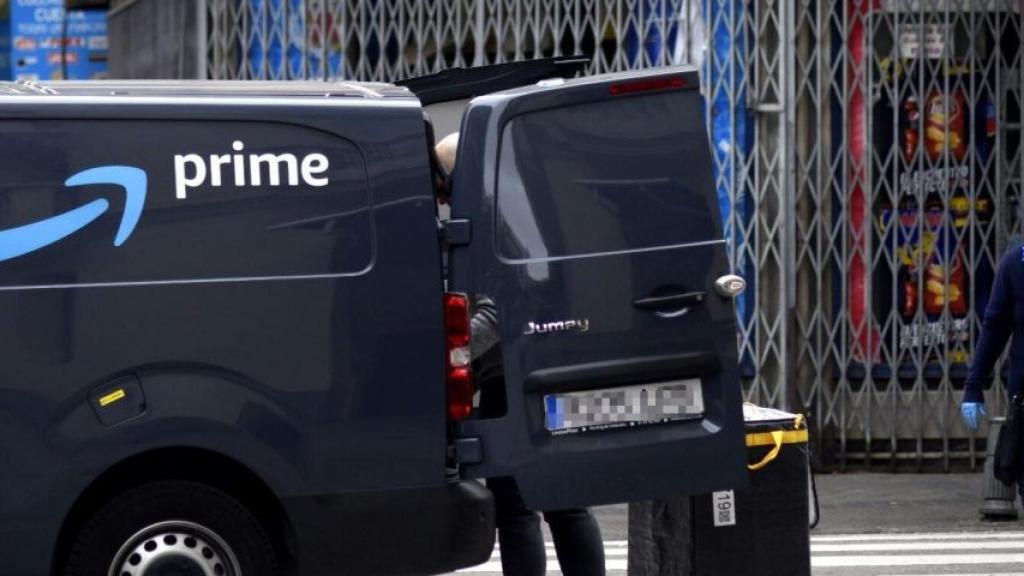 Una furgoneta de reparto de Amazon, en imagen de archivo.