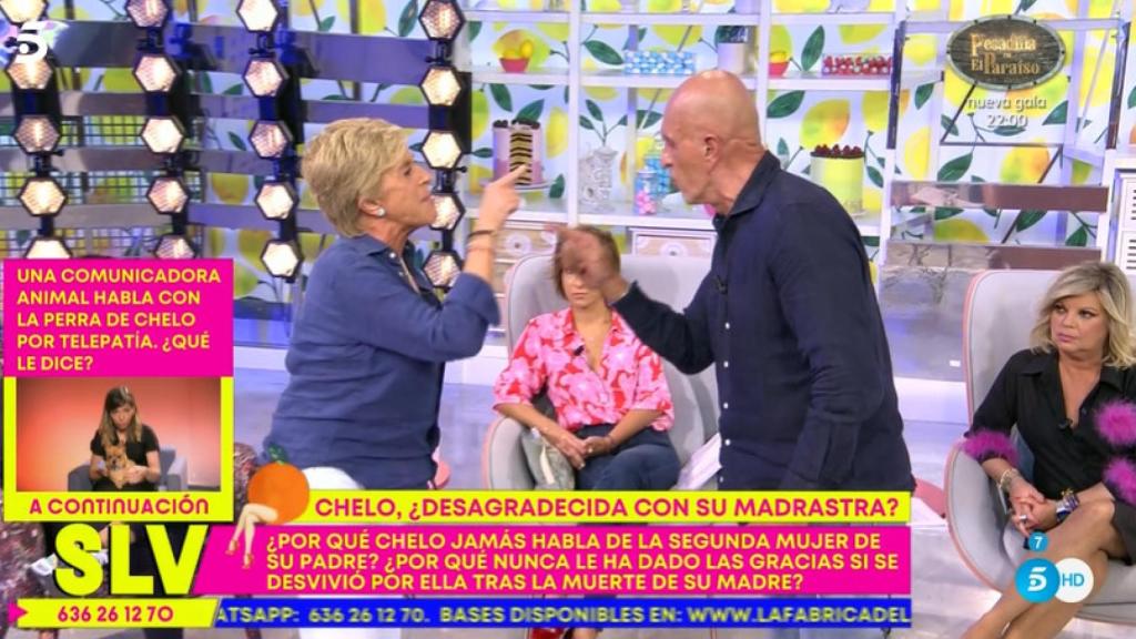 Kiko Matamoros pierde los papeles en 'Sálvame' con Chelo García-Cortés: ¡Qué cerda!