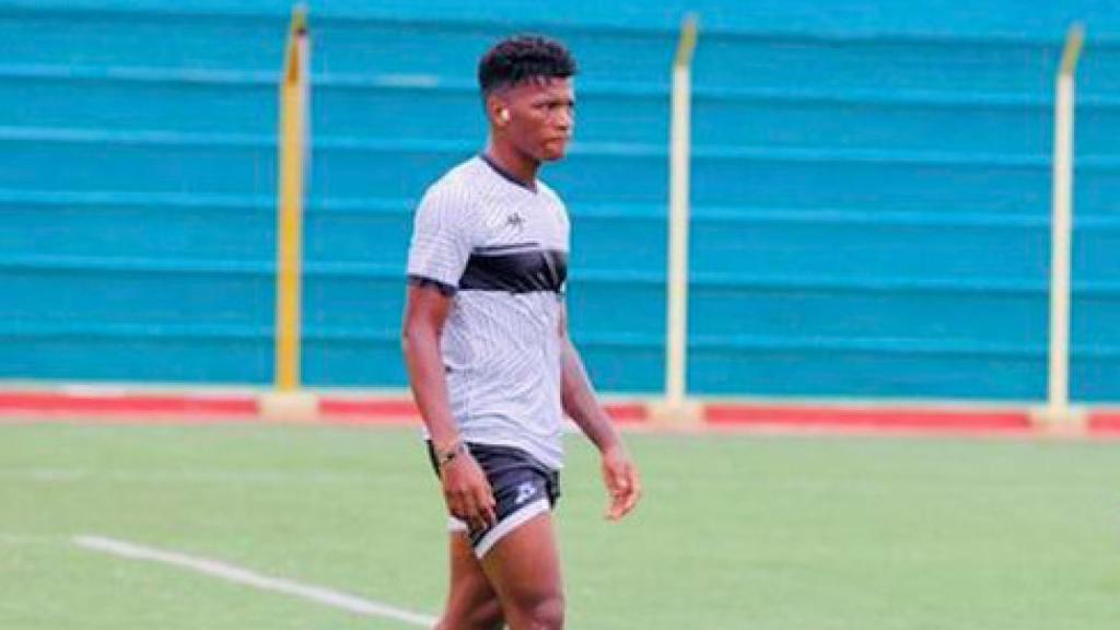 Mariano Ondo, jugador del Rápido de Bouzas