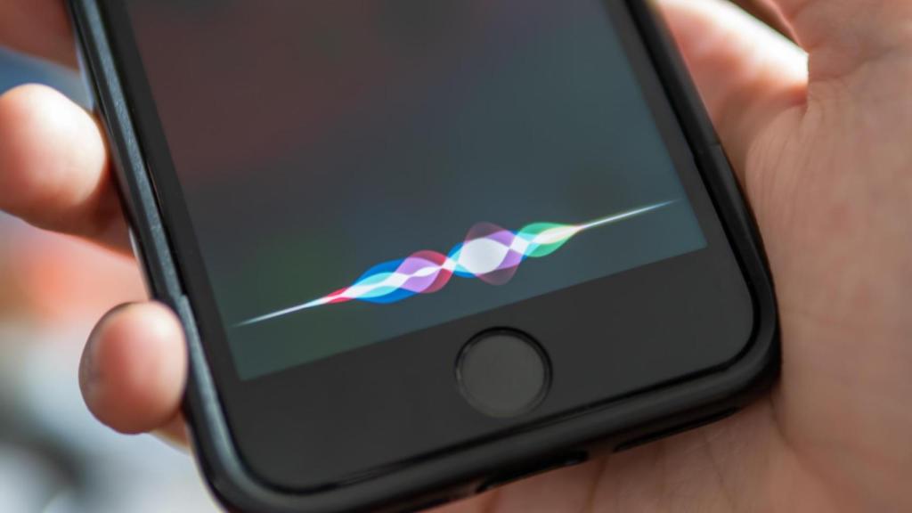 Así suena Carmela, la voz que permite a la IA Siri leer contenidos en gallego