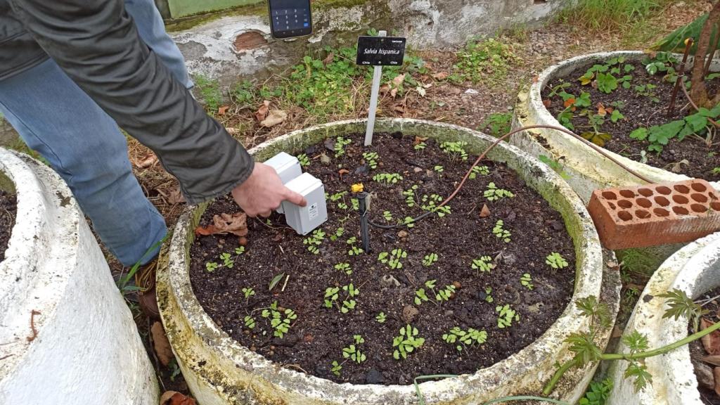 Fotografía personal de Carlos trabajando.