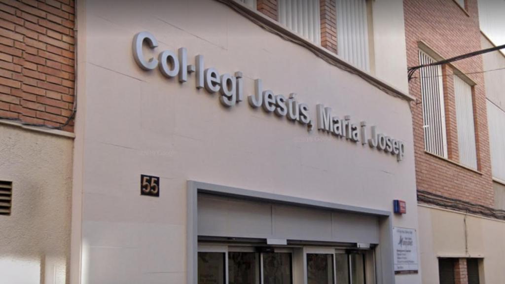 Exterior del colegio Pare Manyanet en Sant Andreu, Barcelona.